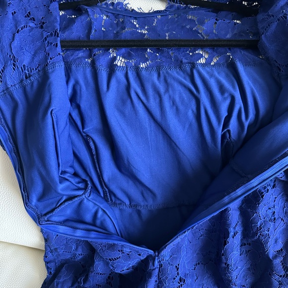 Royal blue lace dress. New with tags, cap-type sleeve - Picture 9 of 9
